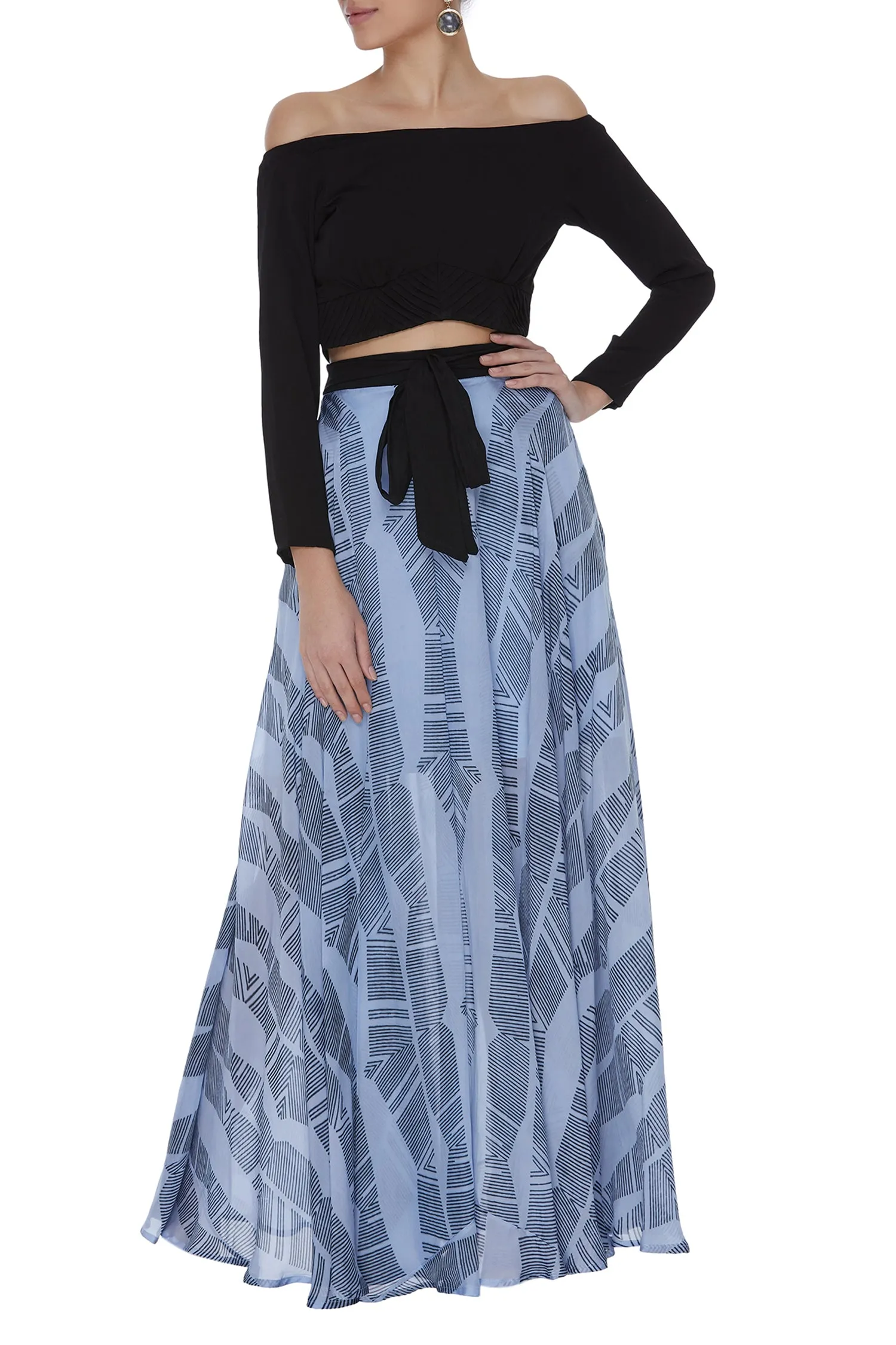 Geometric Printed Skirt With Pockets & Off-Shoulder Top