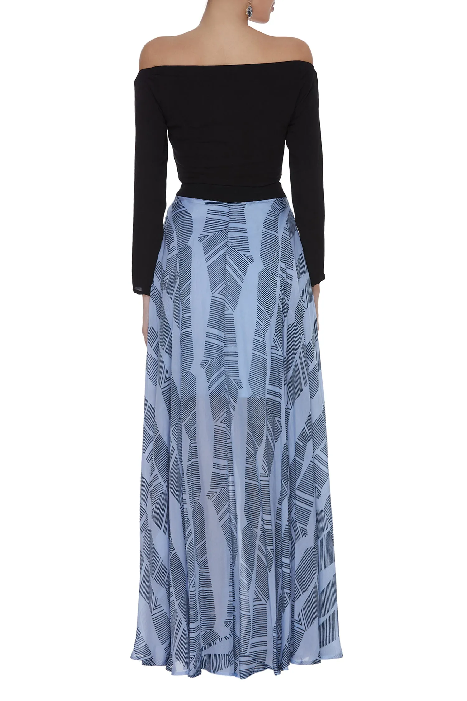 Geometric Printed Skirt With Pockets & Off-Shoulder Top