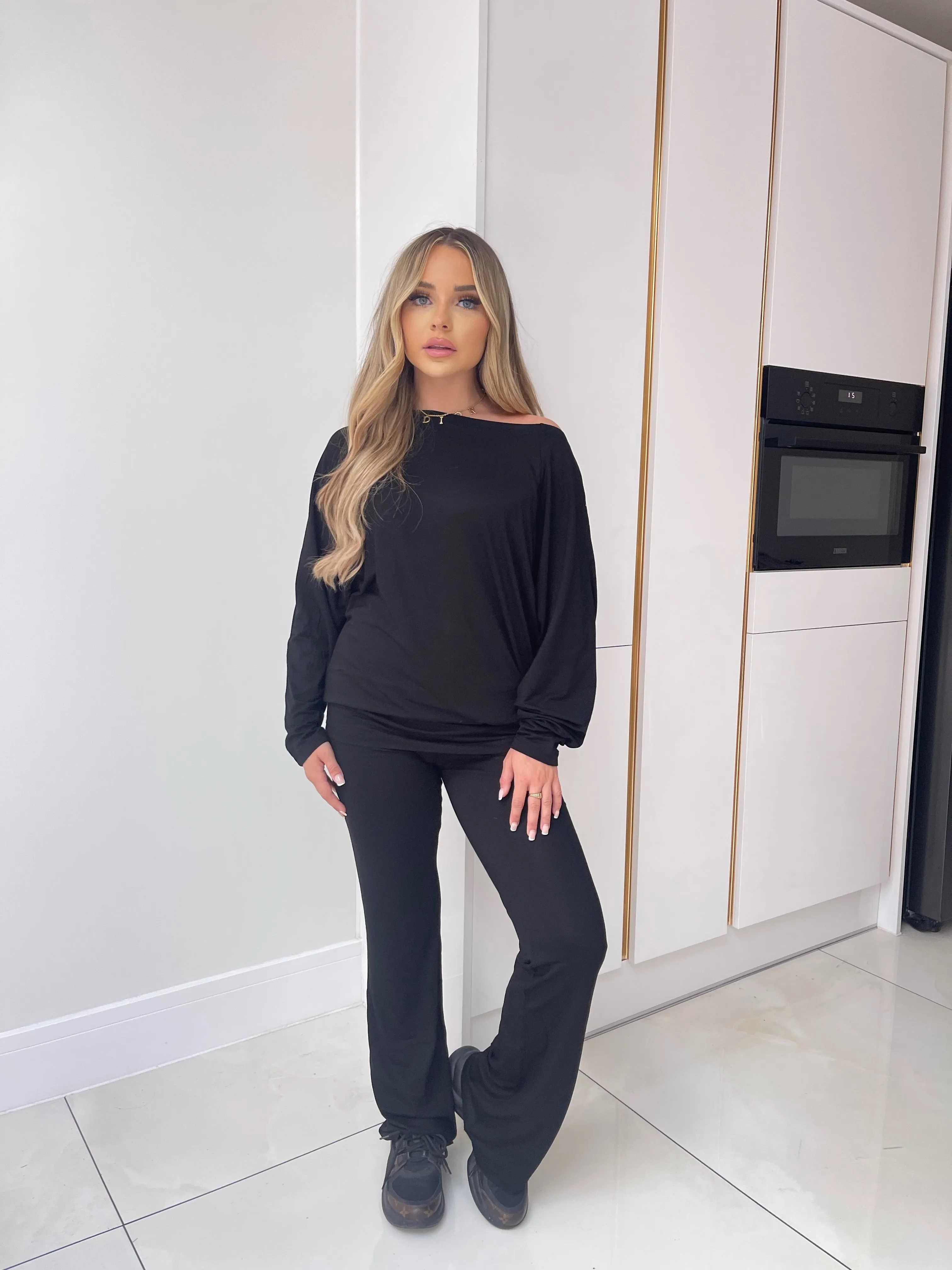 Off The Shoulder Loungewear - Black