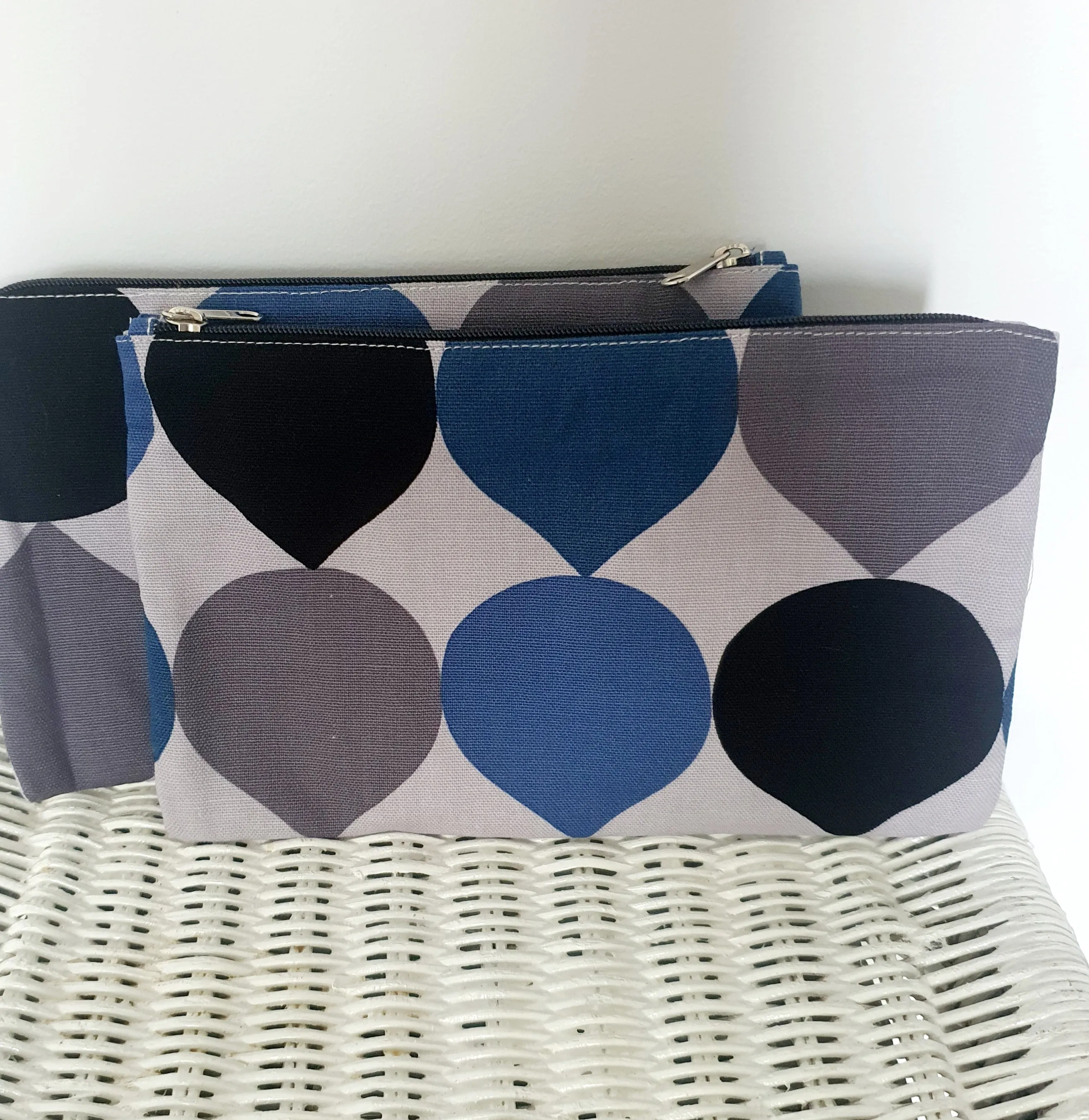 Zippered Bag - Blue Bubbles